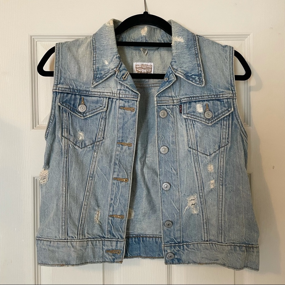 Levi’s distressed denim vest